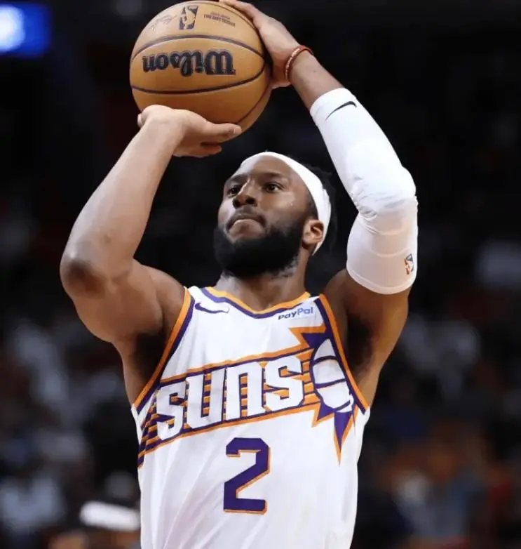 开云体育下载-今夜体能课后，尤文图斯更衣室发声备战NBA常规赛，目标明确，年轻球员得到机会的简单介绍