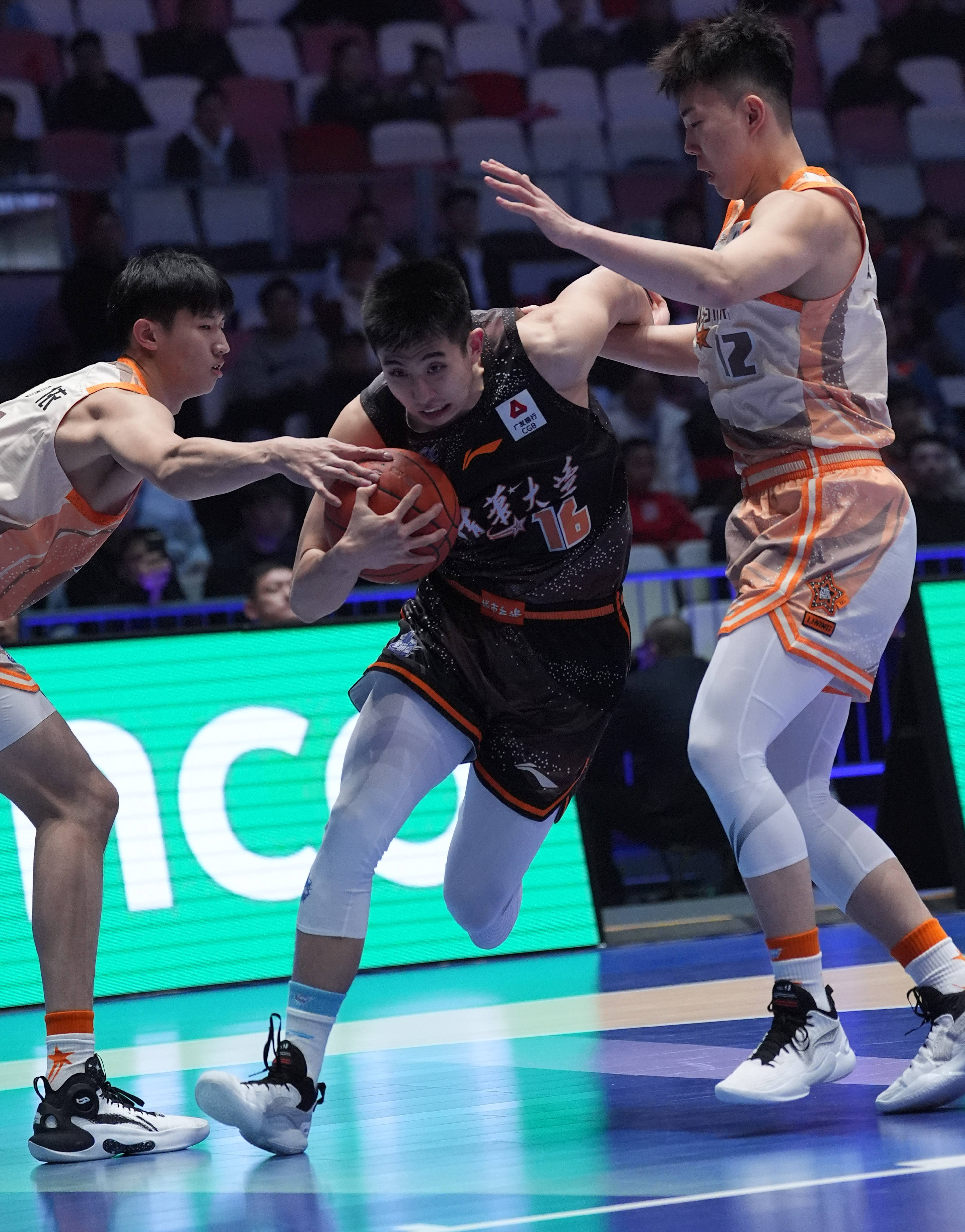 开云体育下载-塞维利亚迎CBA季后赛关键赛；国际比赛日临场应变；态度坚定；赛程密集仍需轮换的简单介绍