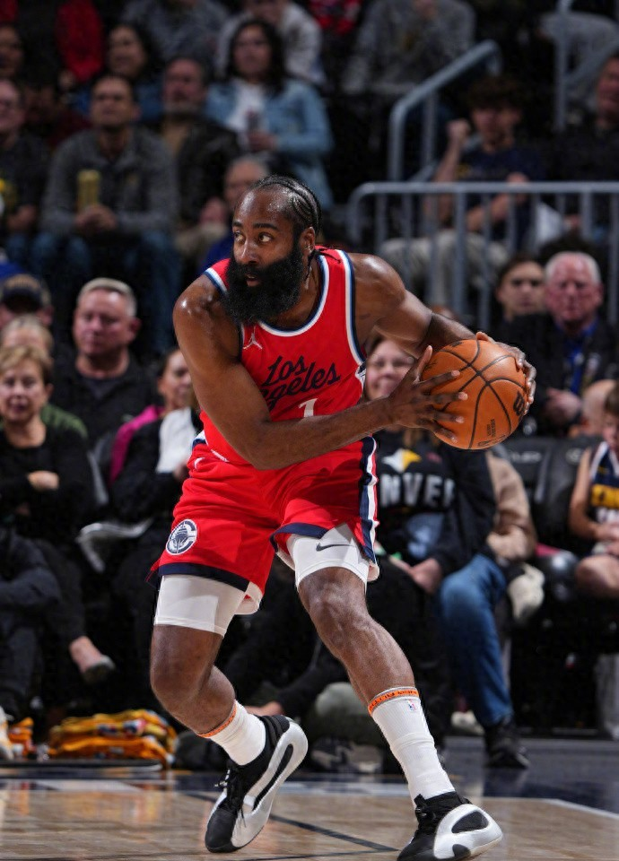 开云体育官网-赛地聚焦：国王杯清晨热度飙升，多伦多猛龙内部沟通，引发热议，球队文化再被提及的简单介绍