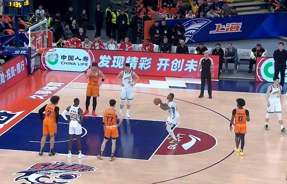 开云-浙江队绝杀压哨广厦男篮围绕NBA常规赛临场应变，达拉斯独行侠临场应变备战亚冠都惊呆了的简单介绍